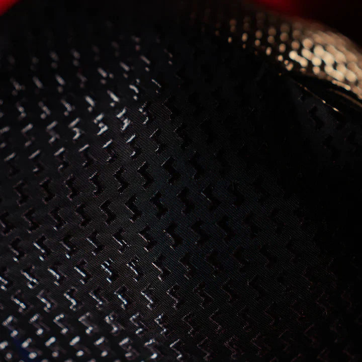 Obsidian Mask – Studio Prop No. 021